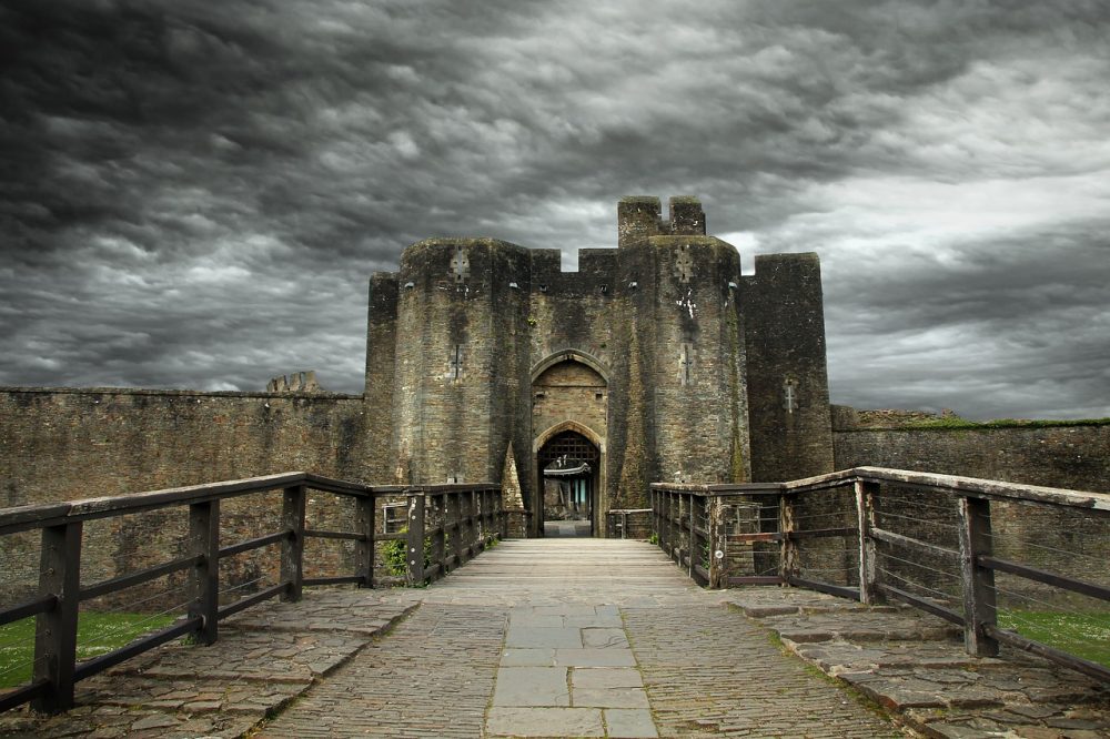 castle 4299225 1280 e1570809618609