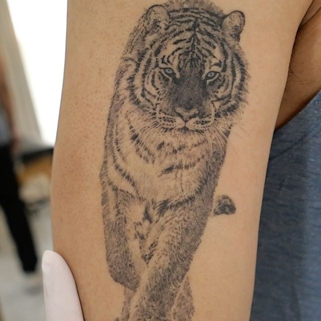 ilwolhongdam korean tatoo artists