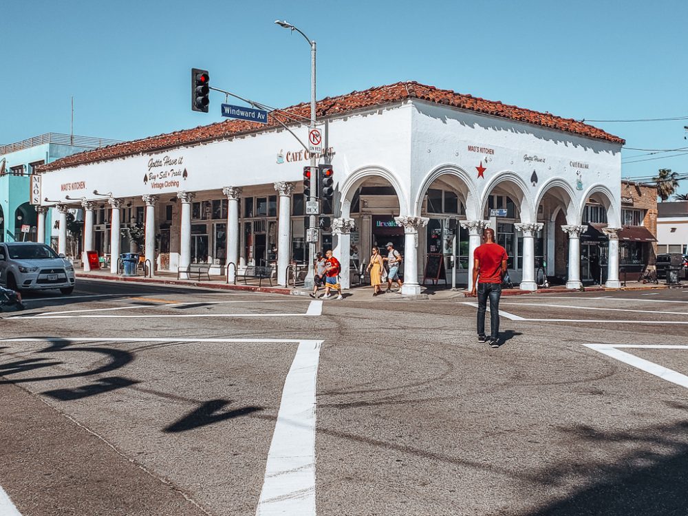 how to get around LA