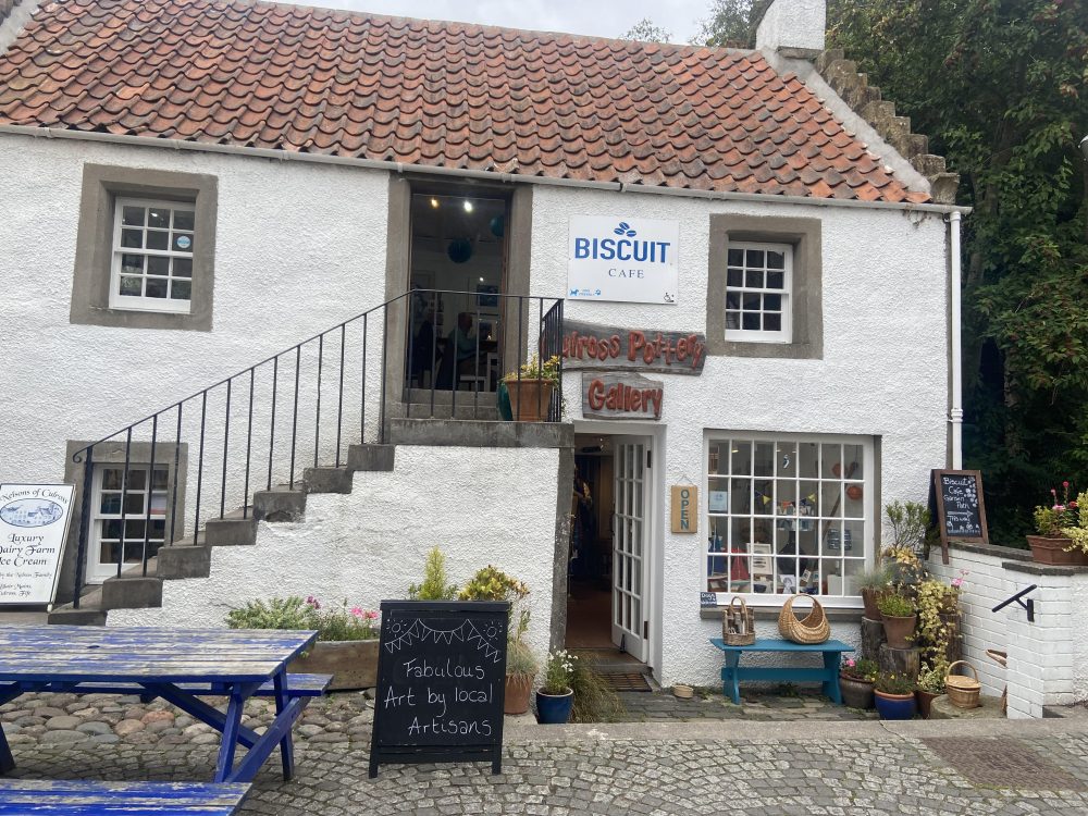biscuit cafe culross